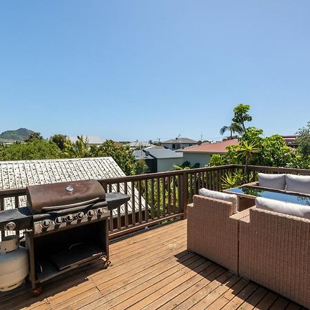 Convenient Family Bach With Easy Access To Blake Park The Beach And Downtown Mount Maunganui Zewnętrze zdjęcie