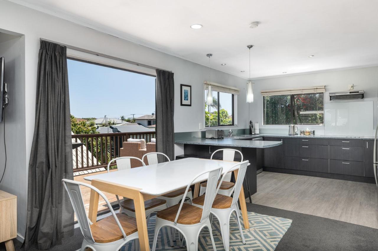 Convenient Family Bach With Easy Access To Blake Park The Beach And Downtown Mount Maunganui Zewnętrze zdjęcie