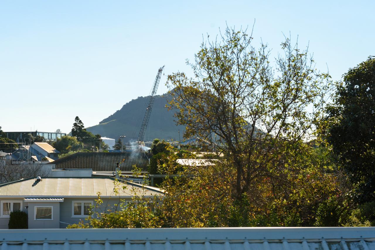 Convenient Family Bach With Easy Access To Blake Park The Beach And Downtown Mount Maunganui Zewnętrze zdjęcie