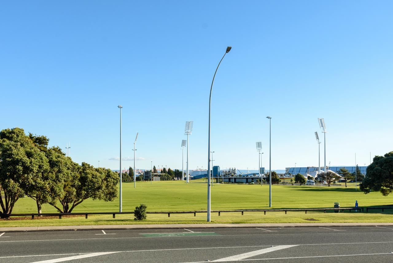 Convenient Family Bach With Easy Access To Blake Park The Beach And Downtown Mount Maunganui Zewnętrze zdjęcie